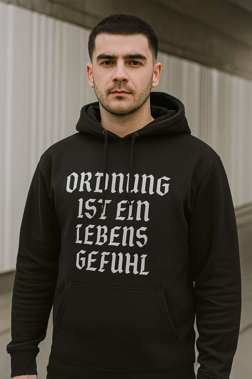 Ordnung ist ein Lebensgefühl Hoodie